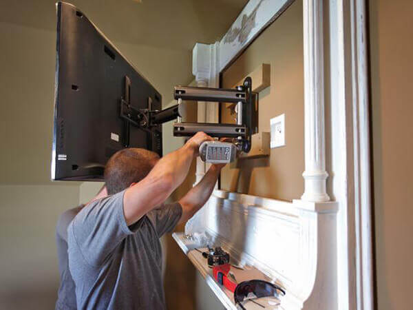 tv wall bracket installation